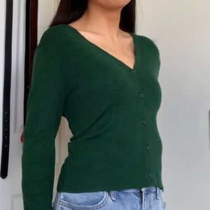 Brandy Melville cropped button-up longsleeve